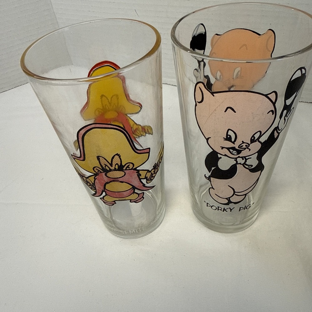 Vtg.Pepsi Collector Series Glass Yosemite Sam& Porky Pig Warner Bros 1976 Set 2